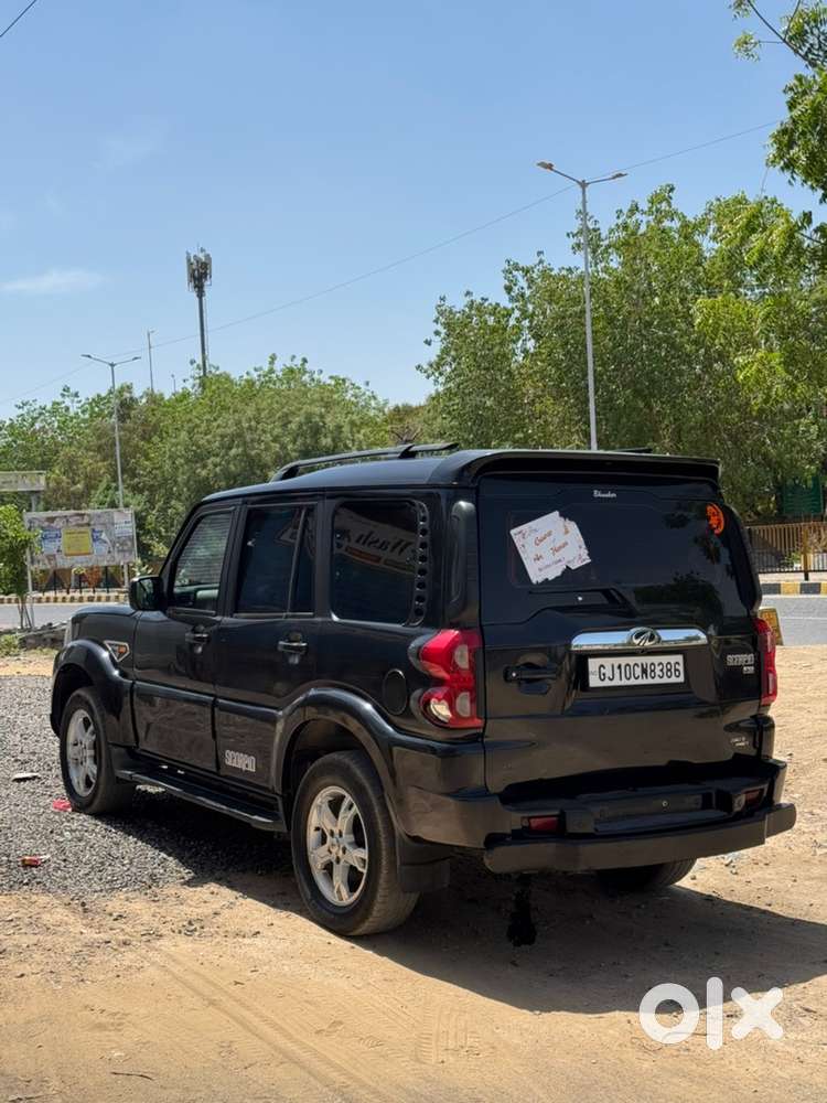 Mahindra Scorpio 2018 Diesel Well Maintained