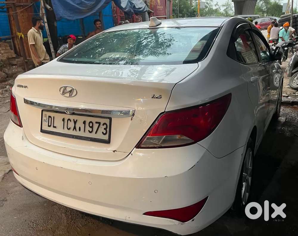 Hyundai Verna [ ] Fluidic 4s 1.6 Vtvt Sx At, 2017, Petrol