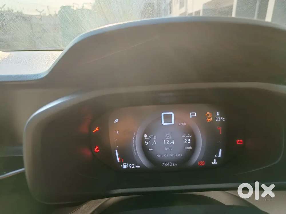 Citroen Basalt 2025 Petrol 7840 Km Driven