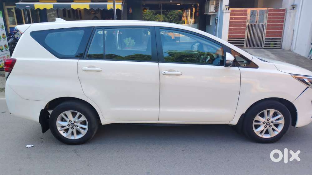 Toyota Innova Crysta 2.4 G Mt 7 Str, 2018, Diesel