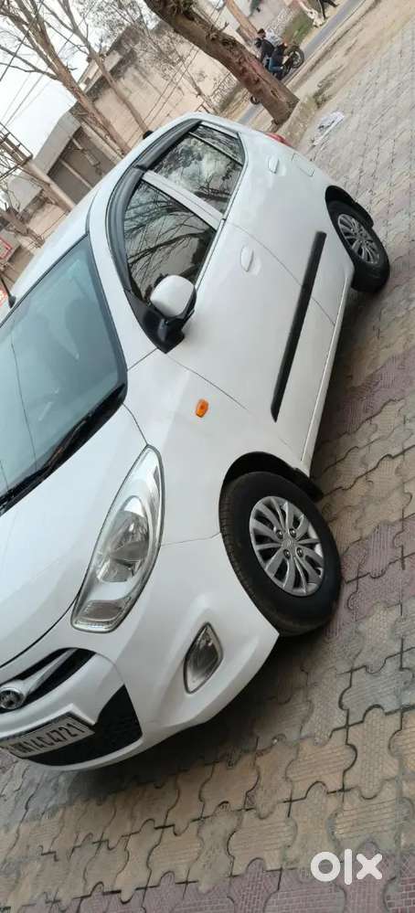 Hyundai I10 2017 Petrol Well Maintained