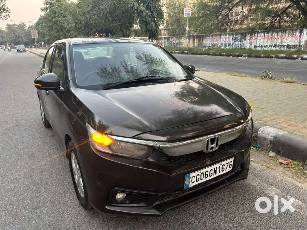 Honda Amaze Top Model 2019 Petrol Well Maintained