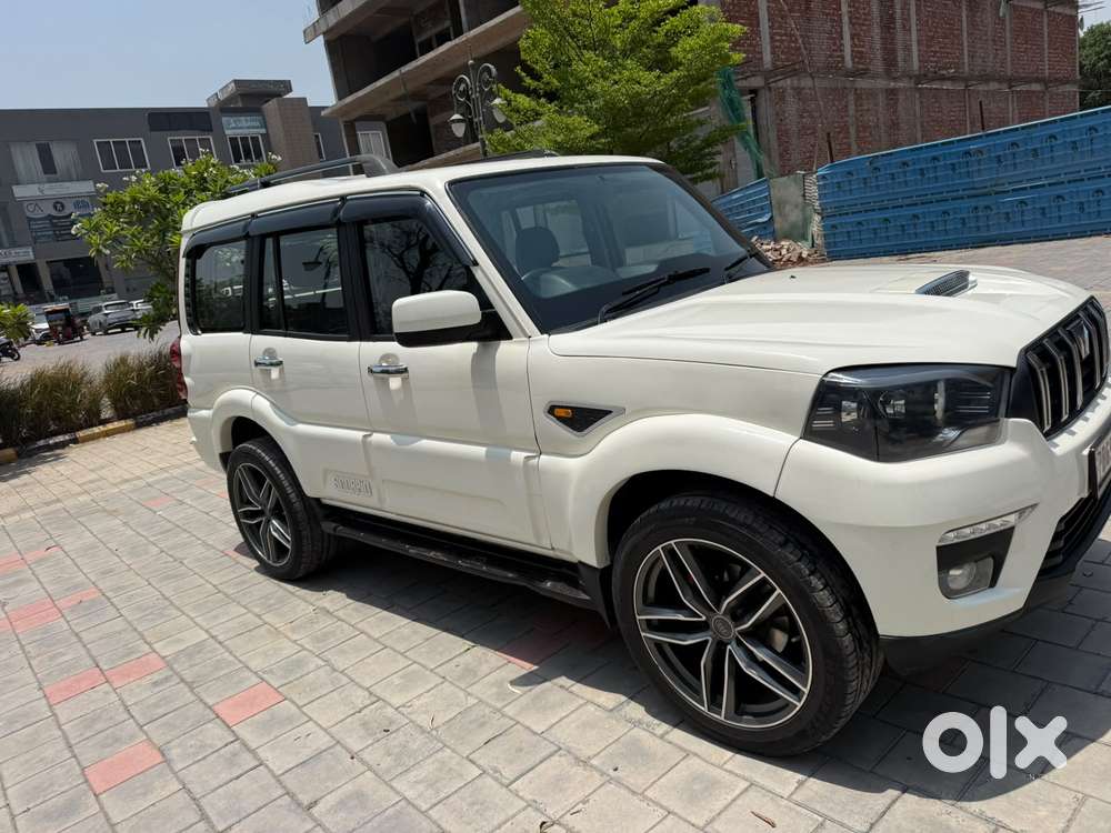 Mahindra Scorpio, 2017, Diesel