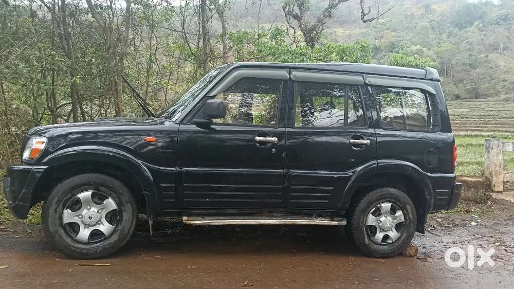 Mahindra Scorpio 2011 Diesel 200000 Km Driven