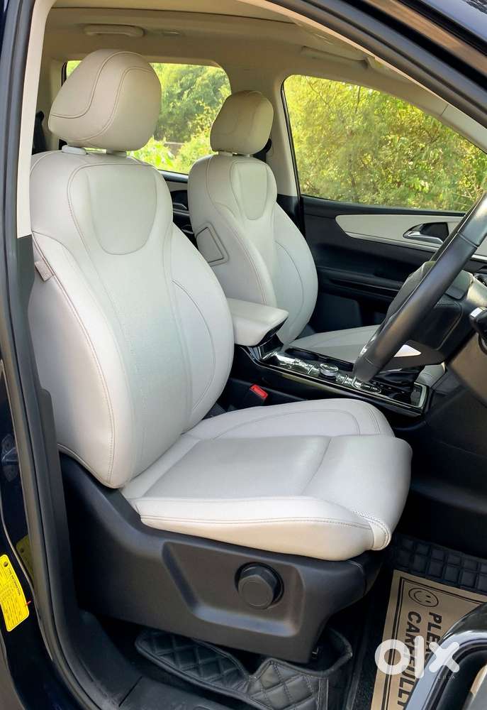 Mahindra Xuv700 2.2 Ax 7 Diesel At Str Awd, 2024, Diesel