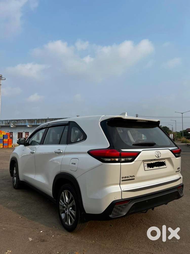 Toyota Innova Hycross 2024 Cng & Hybrids Well Maintained
