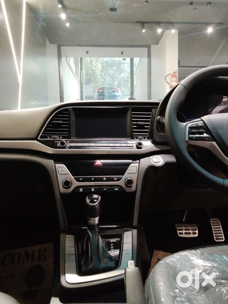 Hyundai Elantra 2.0 Sx Option At, 2018, Petrol