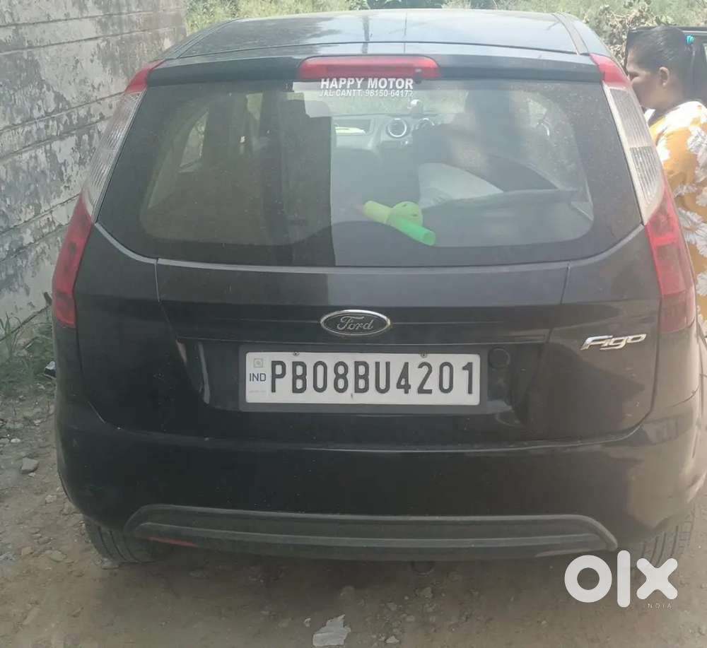Ford Figo 2011 Petrol Zxi 2031 Pas Hai  Android Player Lag Hai