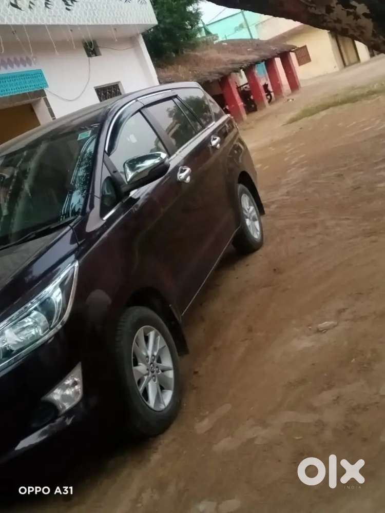 Toyota Innova Crysta 8