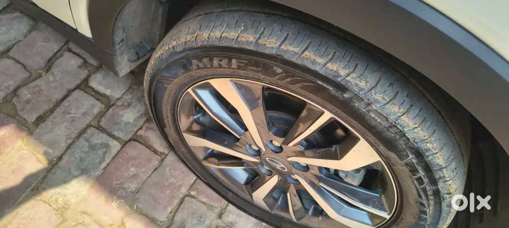 Mahindra Xuv300 Turbosport 2021 Diesel 21000 Km Driven
