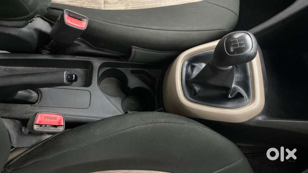 Hyundai Xcent Base 1.2, 2015, Petrol