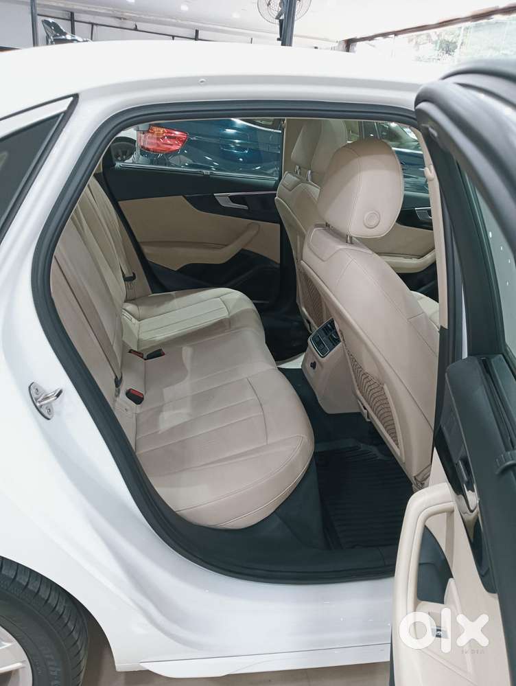 Audi A4 2.0 Technology 40 Tfsi, 2024, Petrol
