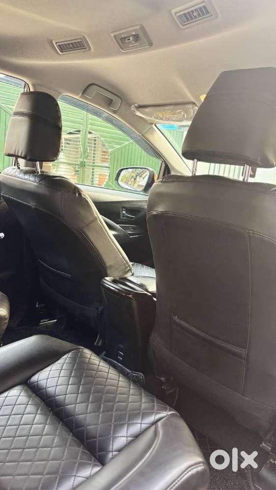 Toyota Innova Crysta, 2022, Petrol