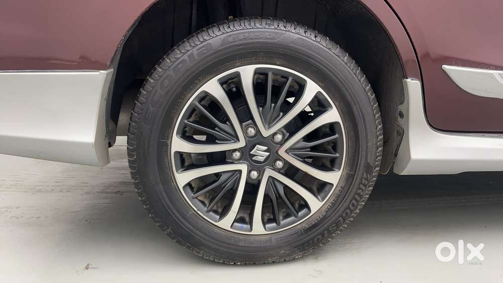 Maruti Suzuki Ertiga Zxi Plus At Shvs, 2022, Petrol