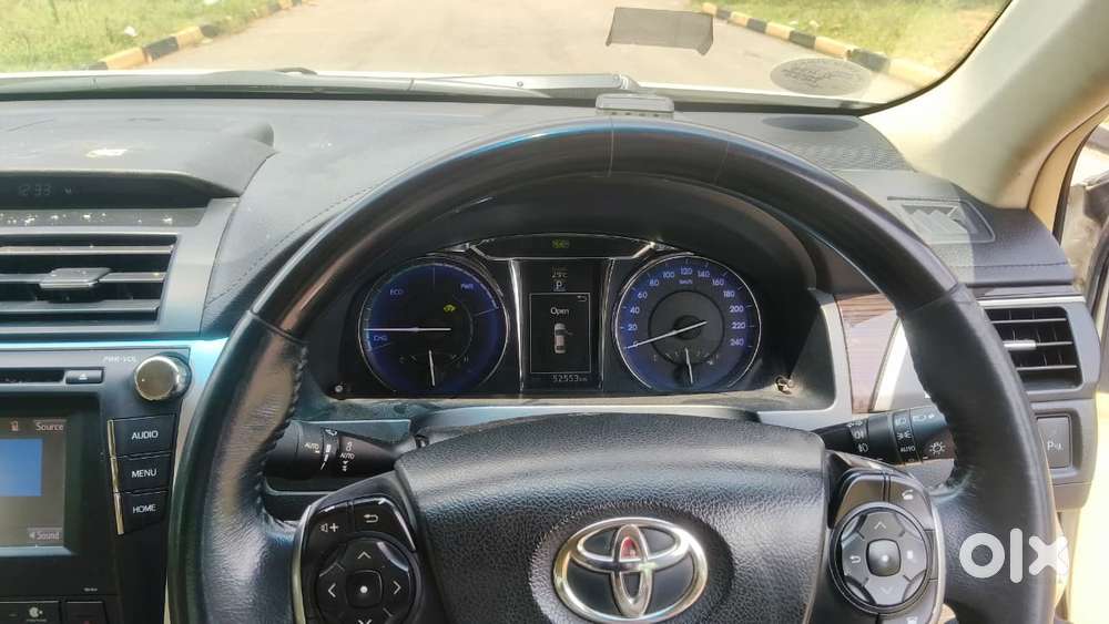 Toyota Camry Hybrid, 2016, Electric