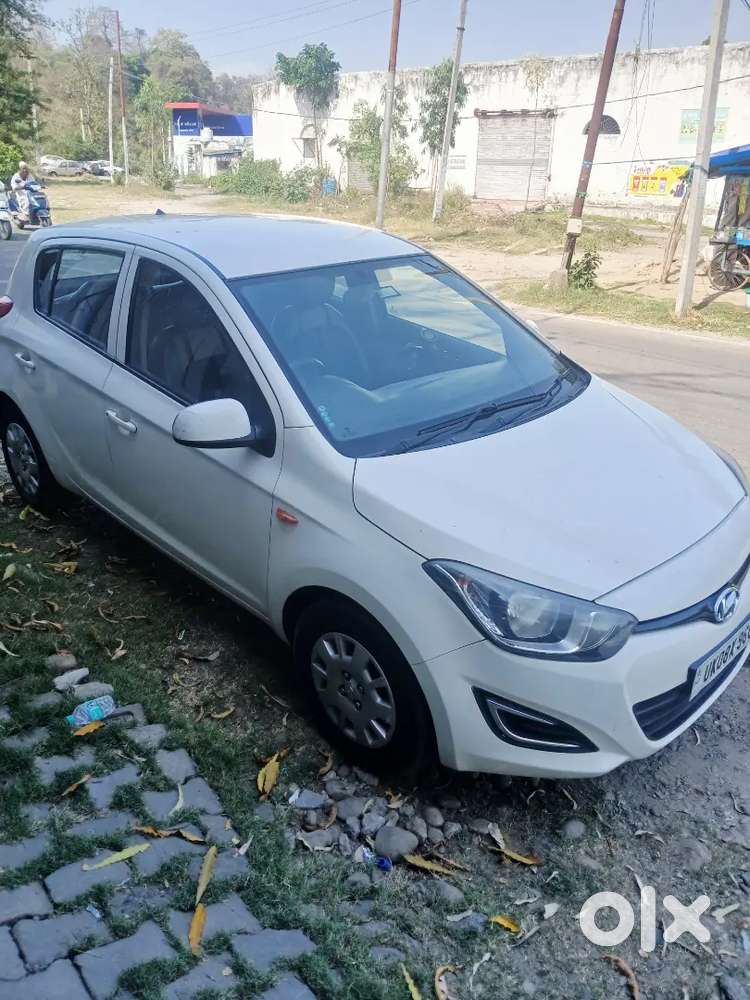 Hyundai I20 2012 Petrol 65000 Km Driven