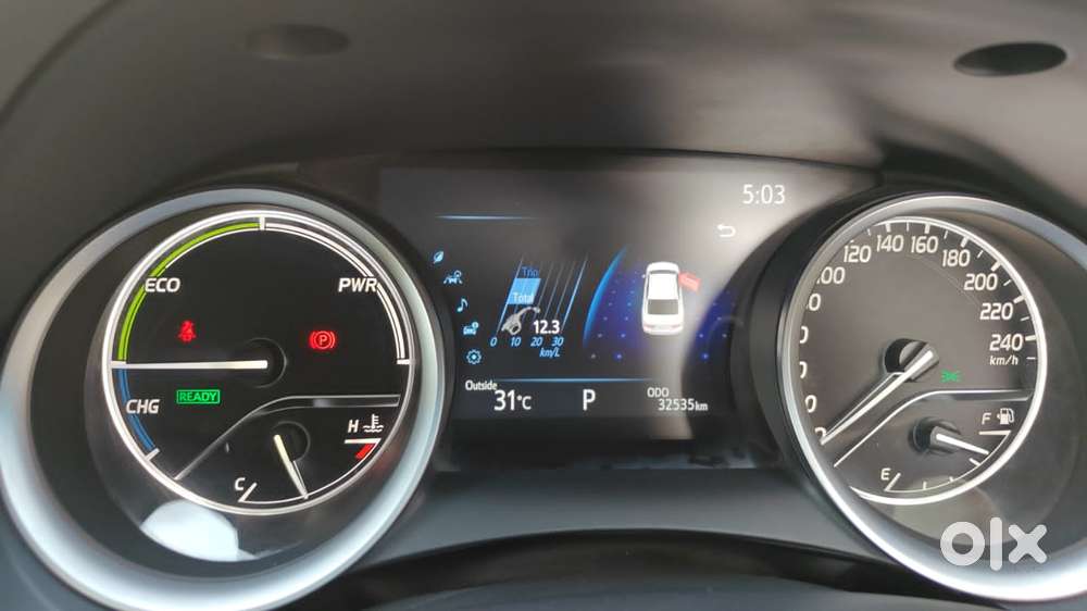 Toyota Camry Hybrid, 2019, Petrol