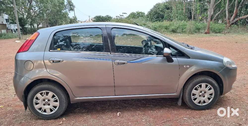 Fiat Grande Punto 2009 Diesel (handicapped People Uses )