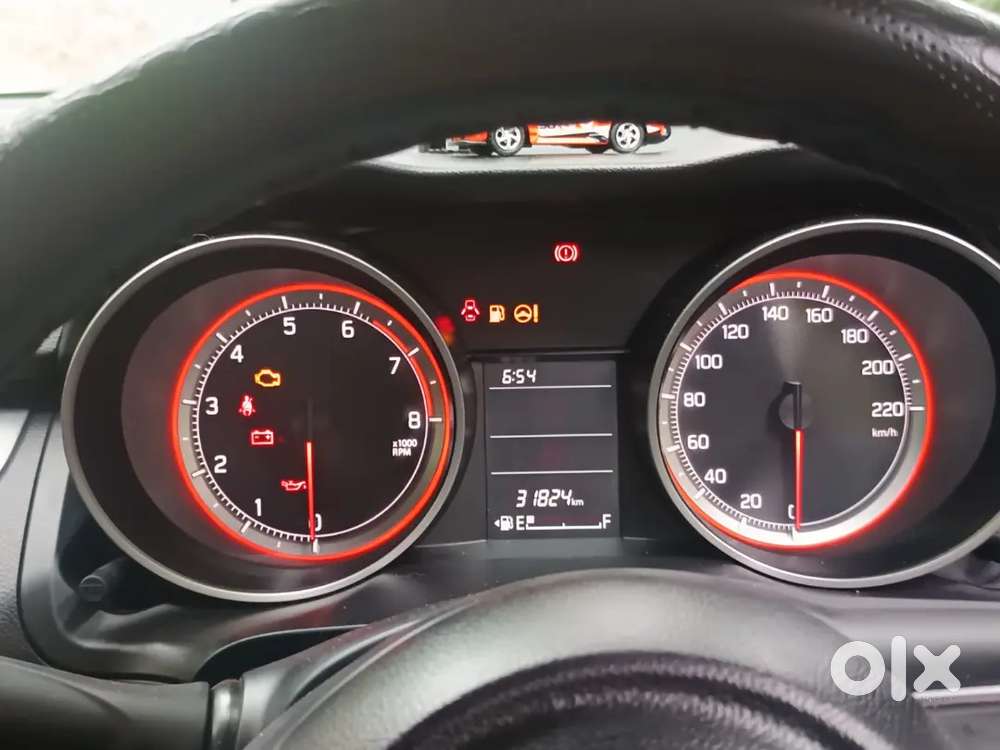 Maruti Suzuki Swift 2018 Petrol 32000 Km Driven
