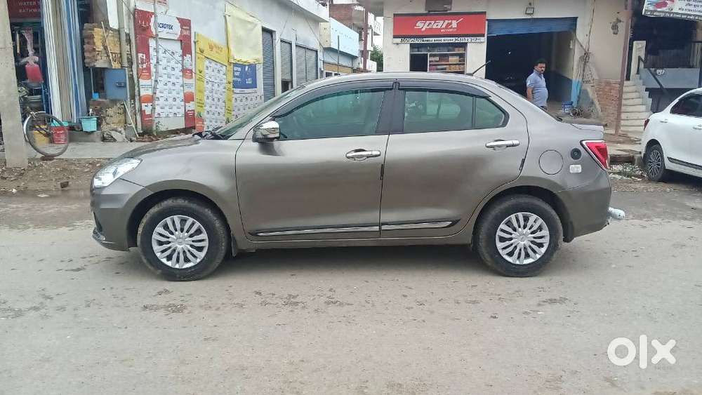 Maruti Suzuki Dzire 1.2 Vxi Cng, 2024, Cng & Hybrids