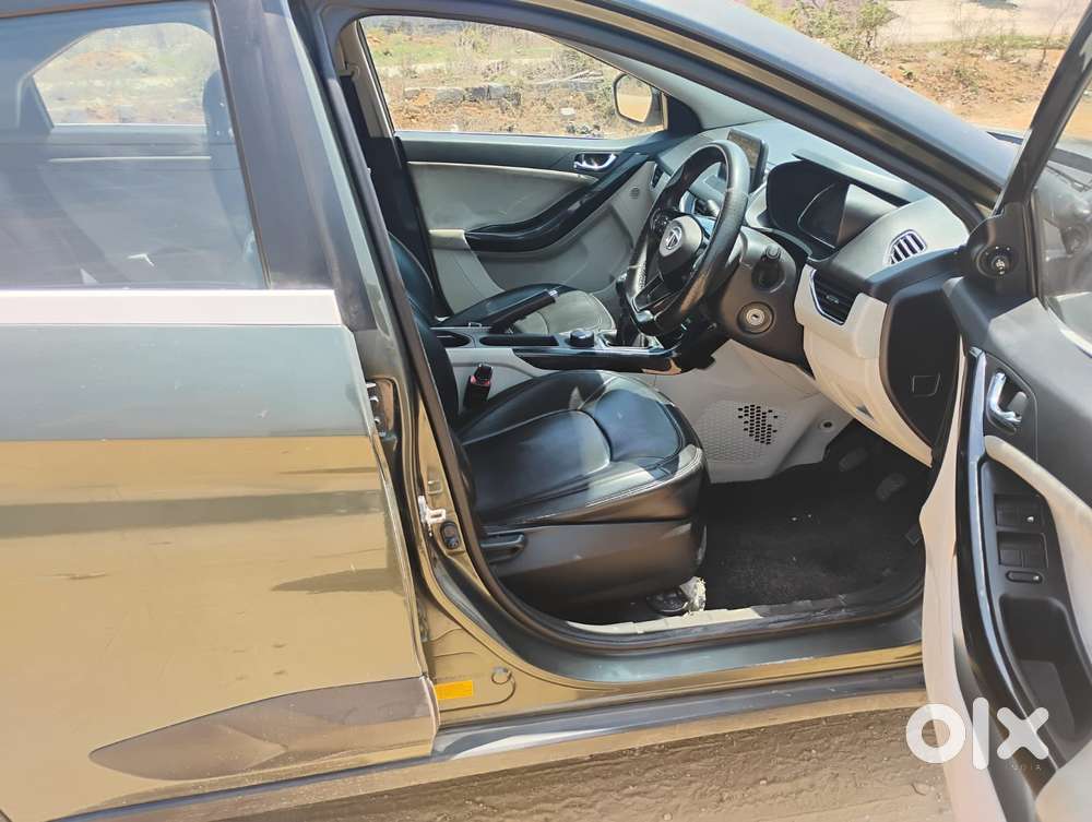 Tata Nexon 1.2 Revotron Xz Plus Dual Tone, 2021, Petrol