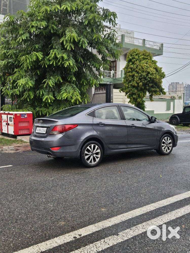 Hyundai Fluidic Verna 1.6 Vtvt Sx, 2014, Petrol
