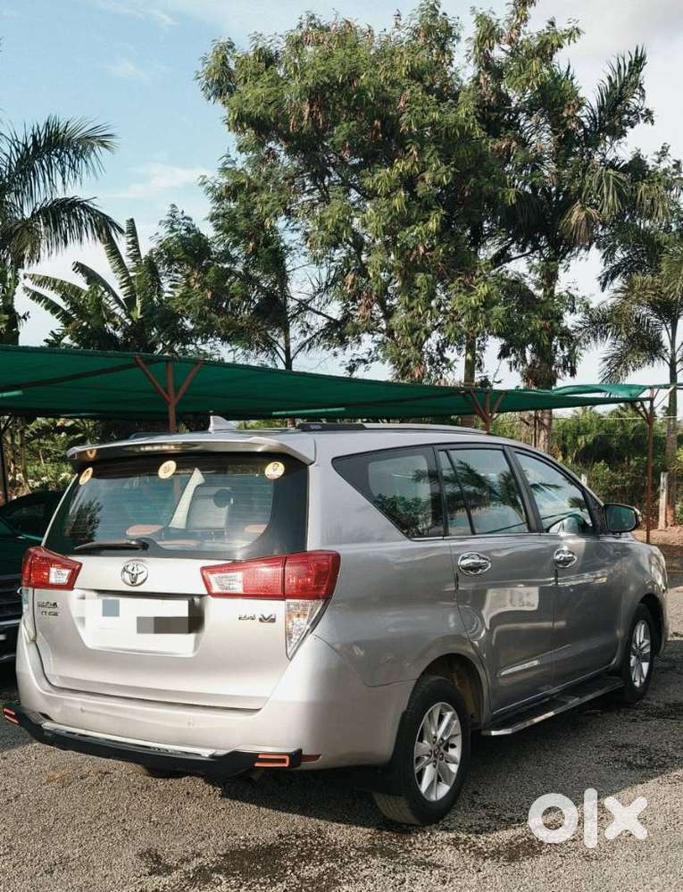 Toyota Innova Crysta 2.4 Vx Mt 8s, 2016, Diesel