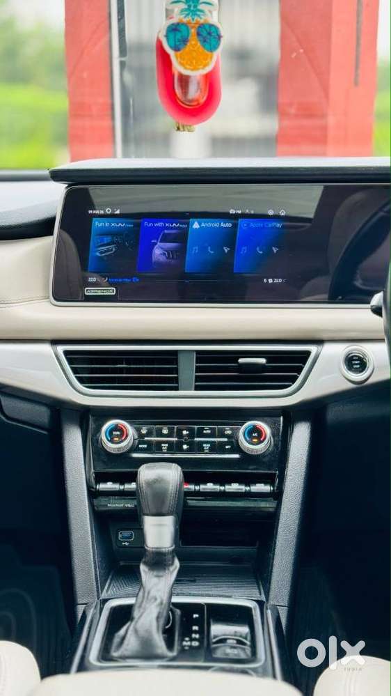 Mahindra Xuv700 2.2 Ax 7 Diesel At Luxury Pack Str Awd, 2022, Diesel
