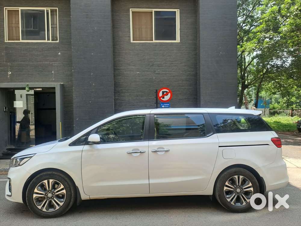 Kia Carnival Premium 8 Str, 2022, Diesel