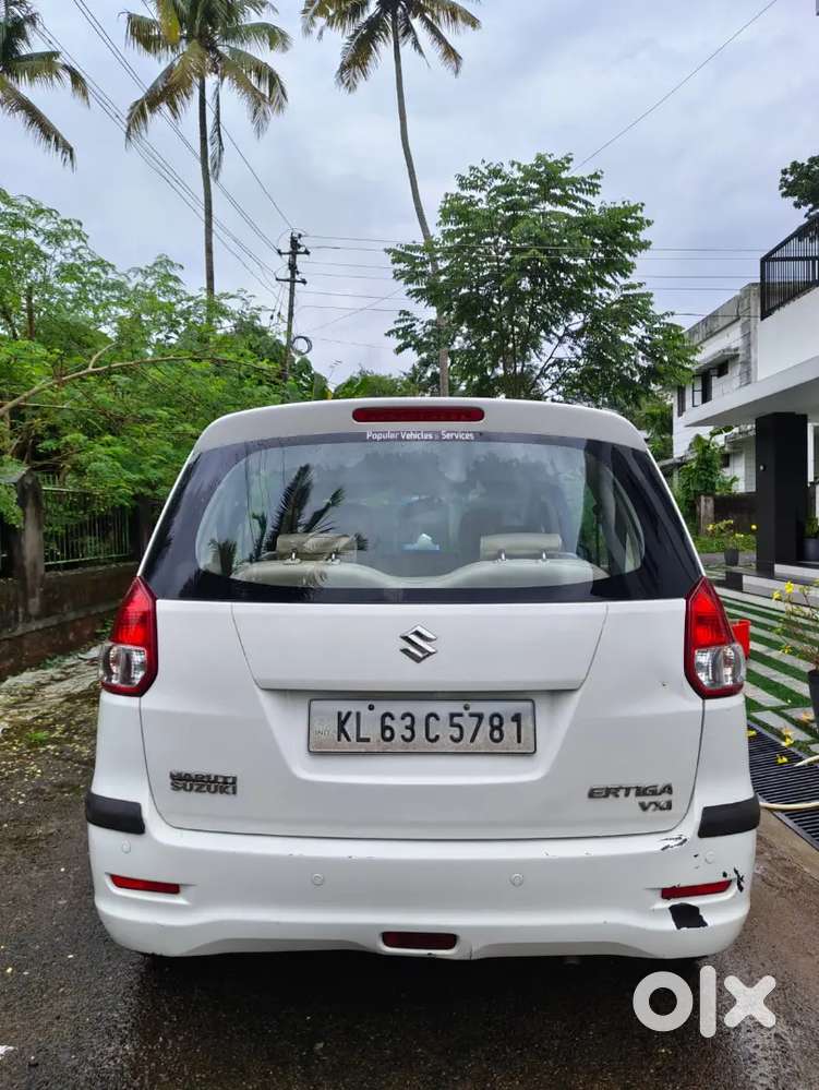Maruti Suzuki Ertiga 2015 Petrol 74000 Km Driven