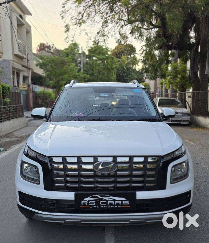 Hyundai Venue S 1.2 Petrol, 2024, Petrol