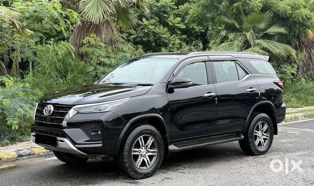 Toyota Fortuner 4x2 At 2.7 Petrol, 2024, Petrol