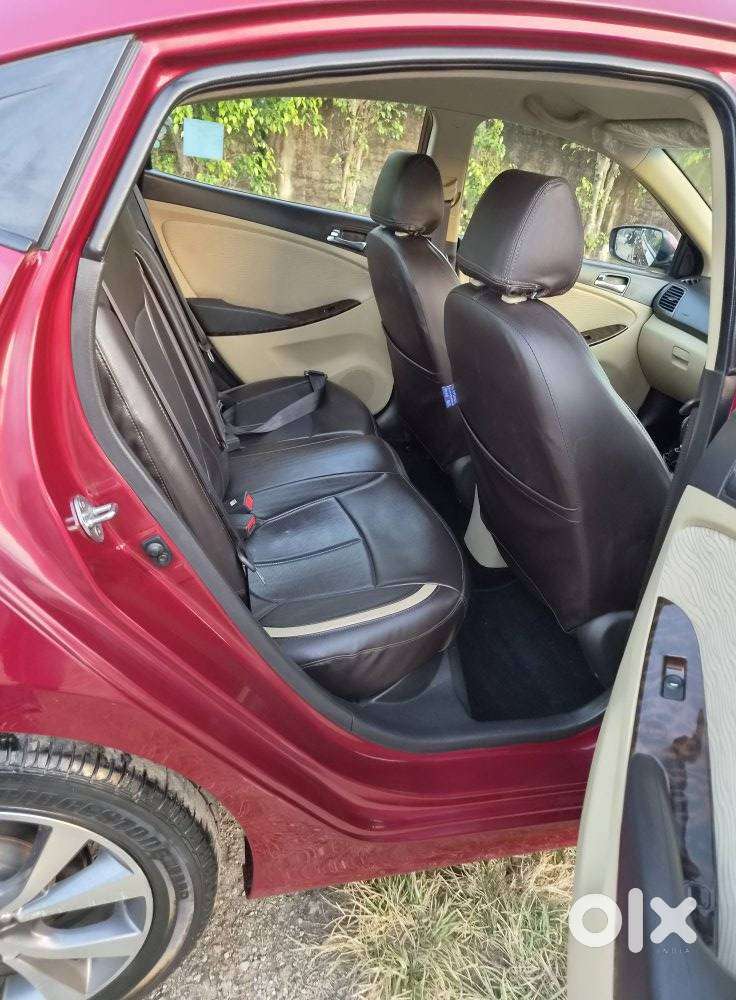Hyundai Verna Fluidic 1.6 Vtvt Sx Opt, 2014, Petrol