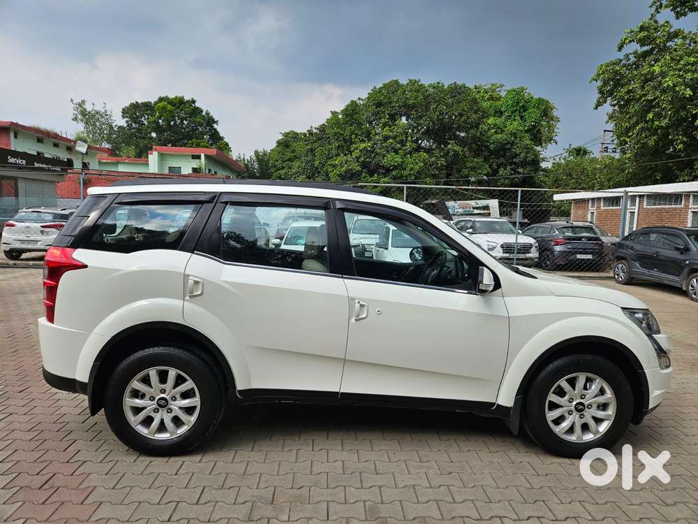 Mahindra Xuv500 At W10 Fwd, 2017, Diesel
