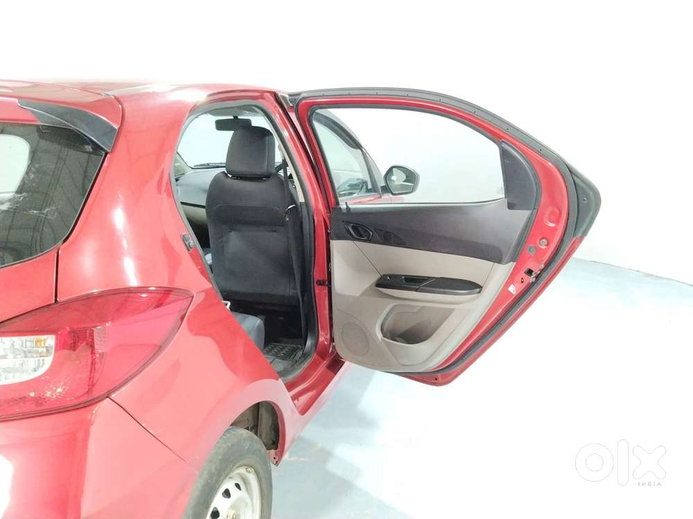 Tata Tiago 1.2 Revotron Xm, 2019, Petrol