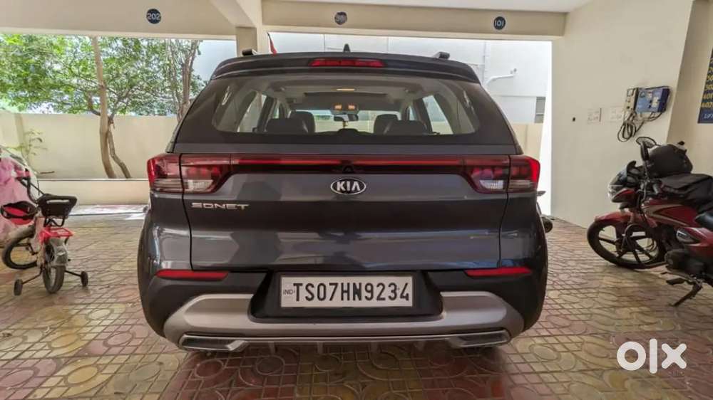 Kia Sonet 2021 Single Hand Vechile