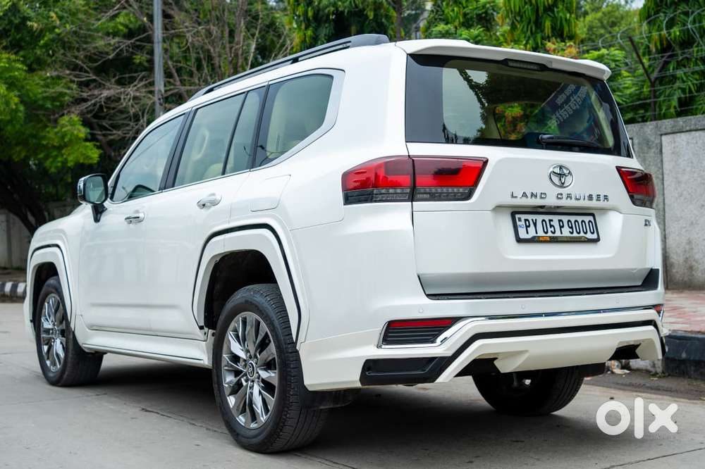 Toyota Land Cruiser 3.3 Zx Diesel, 2023, Diesel