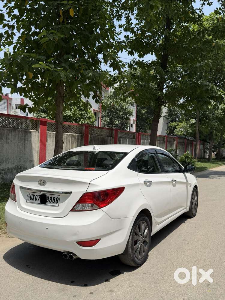 Hyundai Verna Crdi 1.6 At Sx Option, 2015, Diesel