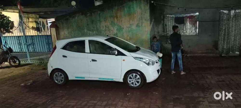 Hyundai Eon Magna Petrol Manual 2017