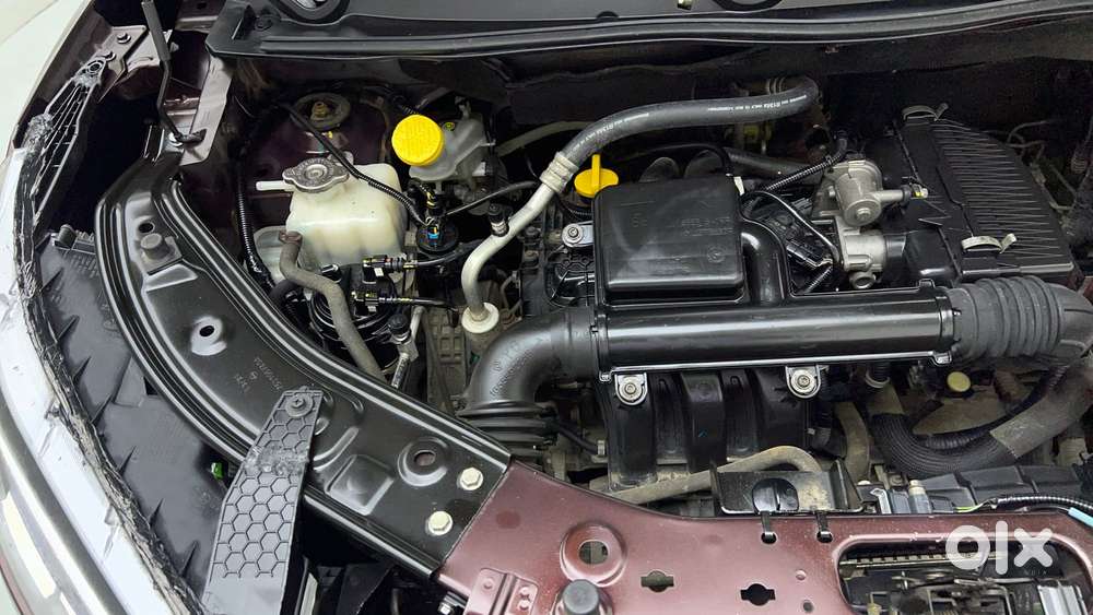 Nissan Magnite 1.0 Xv Premium, 2021, Petrol