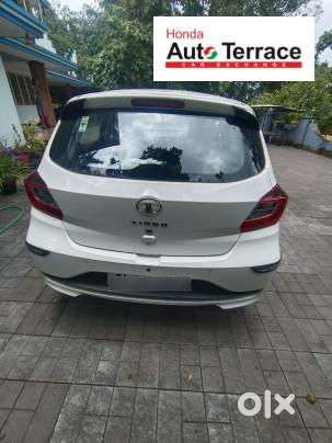 Tata Tiago 1.2 Revotron Xt (o), 2021, Petrol