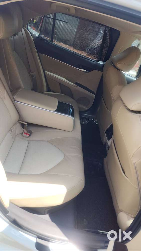 Toyota Camry Hybrid