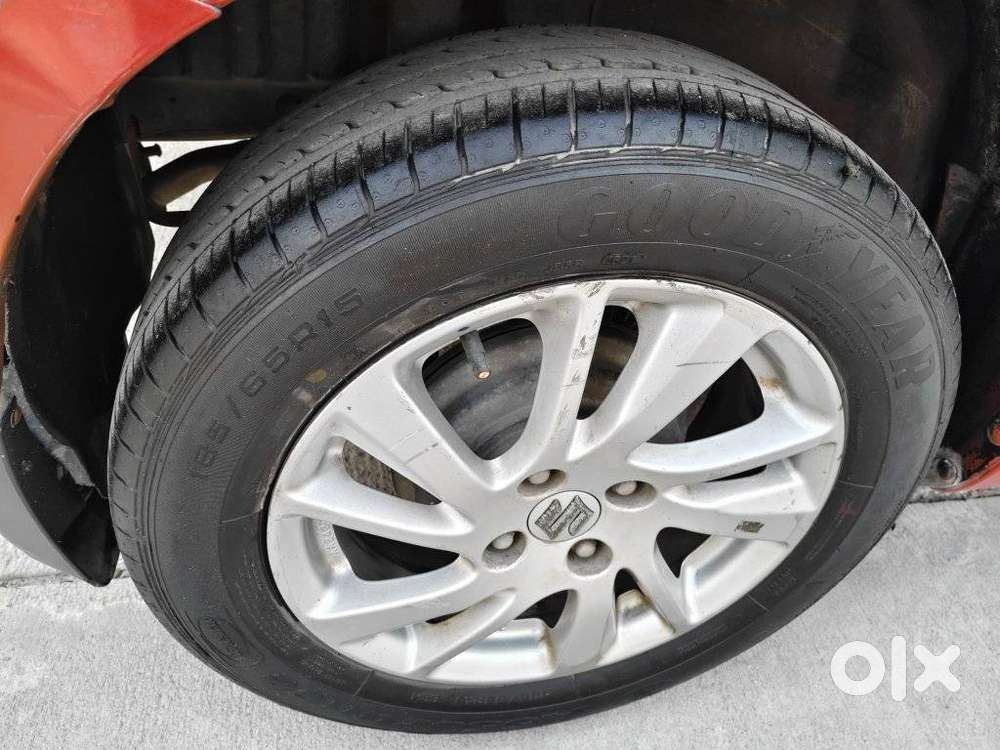 Maruti Suzuki Swift Zxi, 2014, Petrol