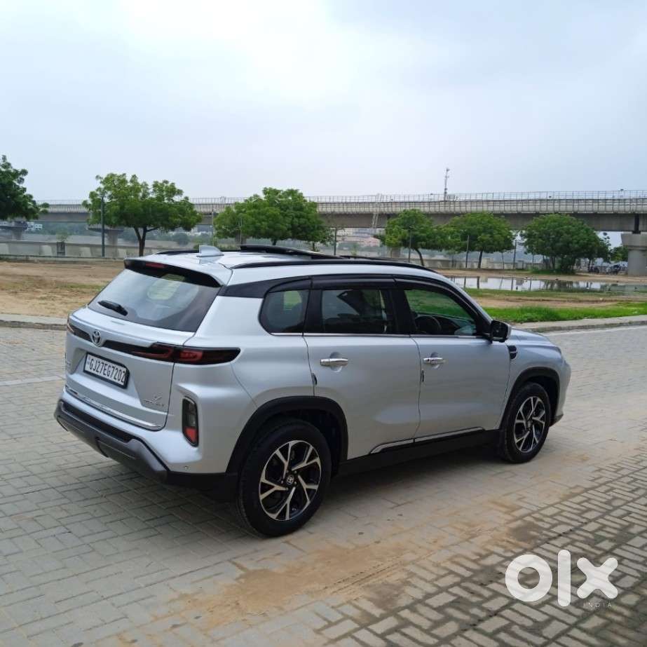 Toyota Urban Cruiser Hyryder 1.5 V Neo Drive At, 2025, Petrol