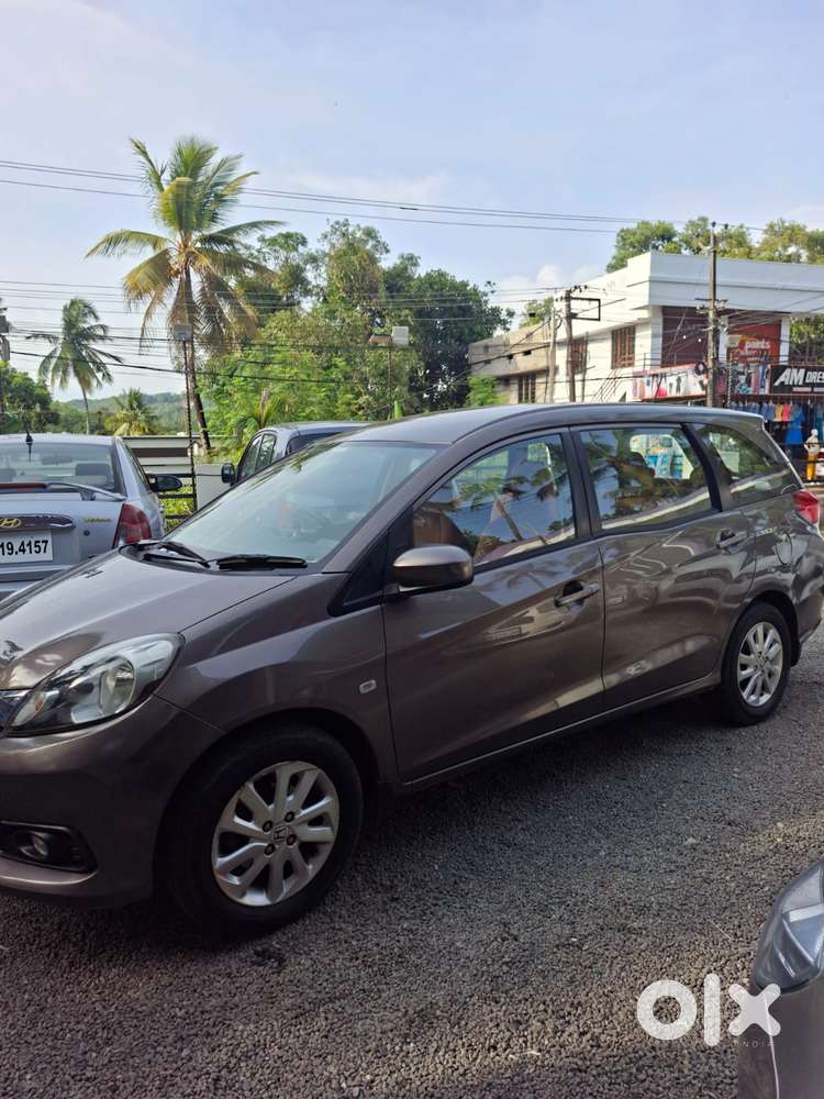 Honda Mobilio 1.5 V I- Dtec Celebration Edition, 2015, Diesel