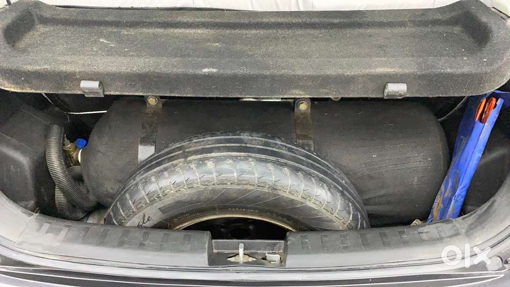 Maruti Suzuki Swift 1.2 Lxi (o), 2017, Cng & Hybrids