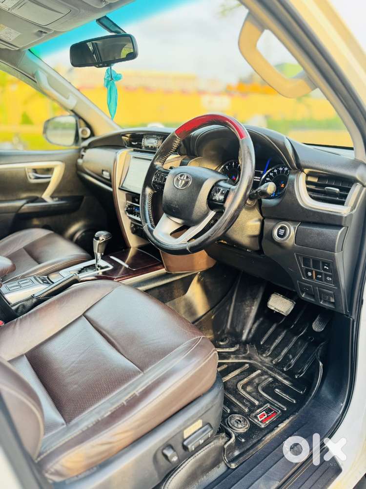 Toyota Fortuner 4x2 At 2.8 Diesel, 2020, Diesel