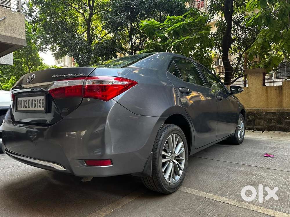 Toyota Corolla Altis Gl 2015 (top Model)