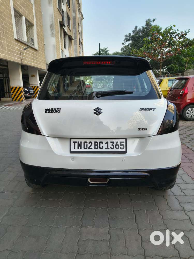 Maruti Suzuki Swift Zdi Plus, 2015, Diesel