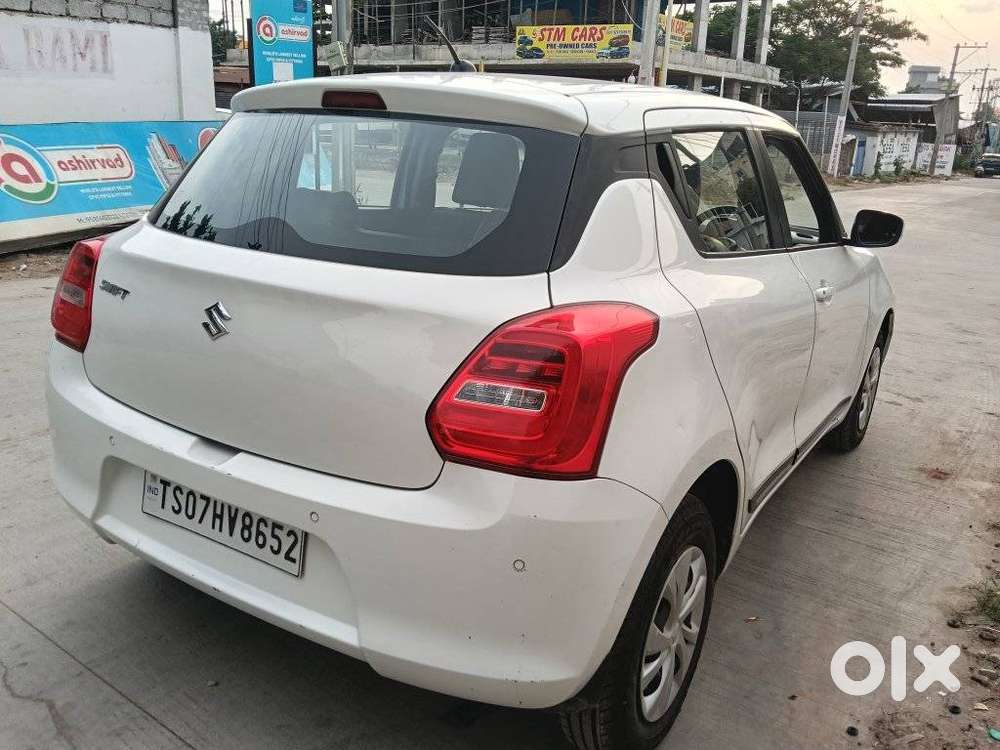 Maruti Suzuki Swift Vvt Vxi, 2021, Petrol